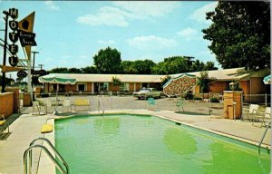 Inkster, MI Michigan  KINGS ARMS MOTEL  Pool View ROADSIDE  ca1960's Postcard