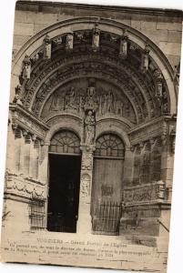 CPA VOUZIERS - Grand Portail de l'Église (241182)