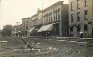 c1910 Mendota La Salle Illinois Washington Street View RPPC Photo Postcard