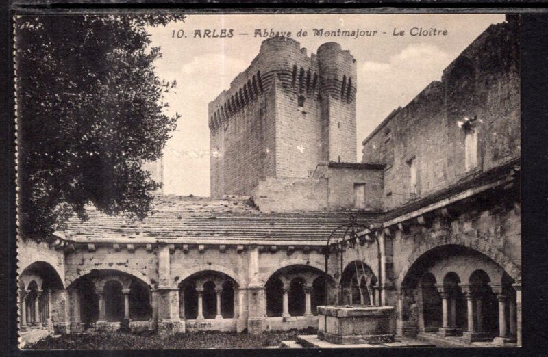 Abbaye de Montmajour,Le Cloitre,Arles France BIN