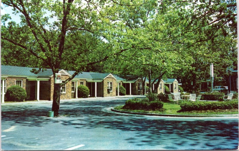 Postcard SC Cheraw - Ingram Hotel Court