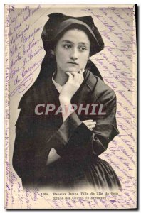 Old Postcard Folklore Pensive girl s & # 39Ile Sein