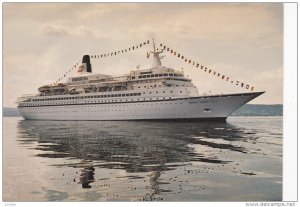 Cruise Ship / Ocean Liner Royal Viking Star , Sky & Sea , 50-70s