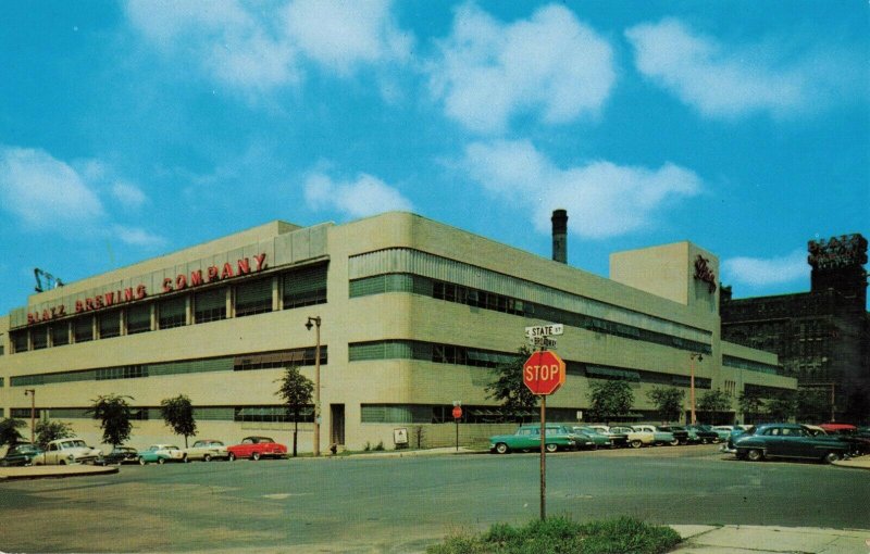 Circa 1956 Blatz Brewing Co., Milwaukee, Wisconsin Postcard Vintage Parked Cars