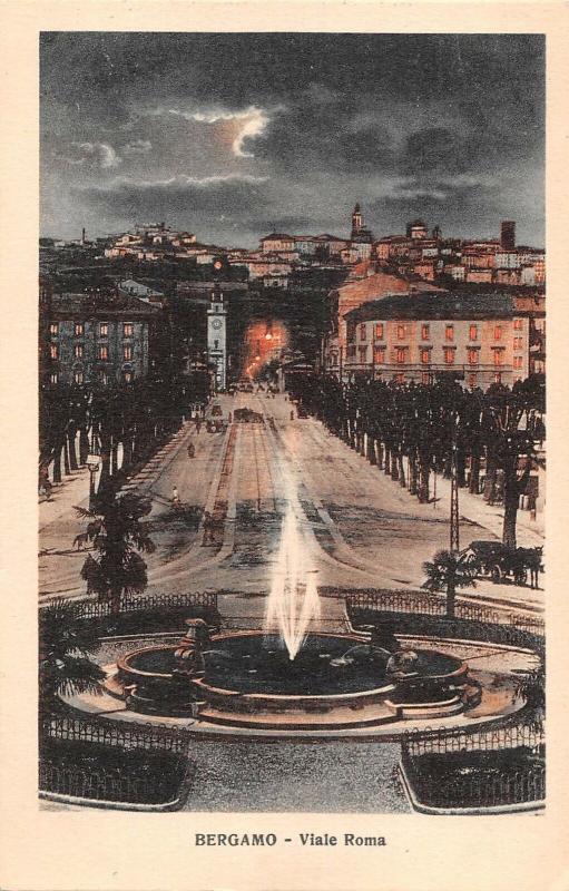 B105113 Italy Bergamo Viale Roma Fountain