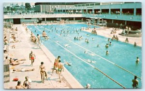 UNIVERSITY of ILLINOIS, Champaign Urbana IL ~ SWIMMING POOL 1960s-70s Postcard