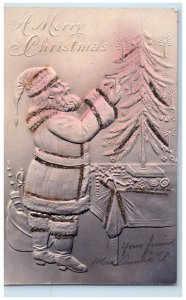 1906 Christmas Santa Claus Decorating Christmas Tree Airbrushed Glitter Postcard 