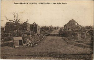 CPA Guerre CHAULNES Rue de la Croix (19118)