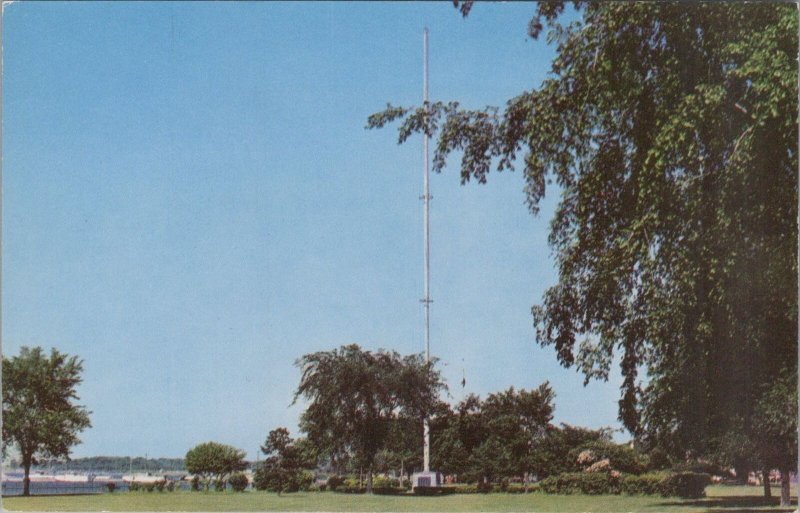 America Postcard - New York, Memorial Park on Lake Erie, Dunkirk  RS35647