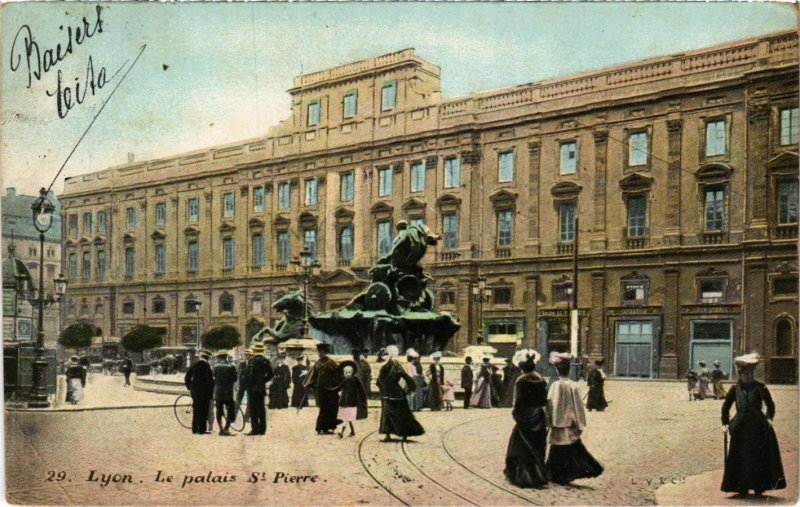 CPA LYON Le Palais St-PIERRE (993926)