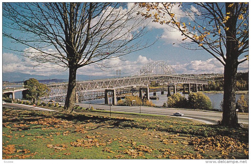 Pattullo Bridge, Fraser River, NEW WESTMINSTER, British Columbia, Canada, 40-...