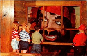 Chicago, IL Illinois  KIDS & GIANT PAUL BUNYAN Museum Of Science  1961 Postcard