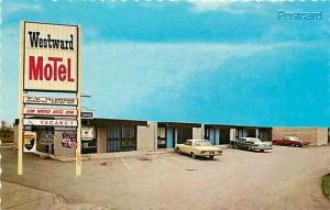 Canada, Manitoba, Winnipeg, Westward Motel, 1950s cars, Dexter Color No. 8633-C