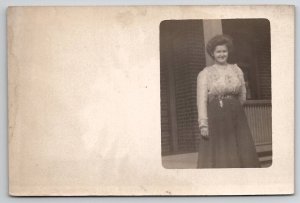 RPPC Lovely Lady Victorian Woman Beautiful Clothes Postcard D27