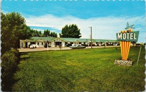 Bluebird Motel Claresholm Alberta AB Alta Unused Vintage Postcard H6