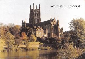 BR91056 worcester cathedral river severn  uk