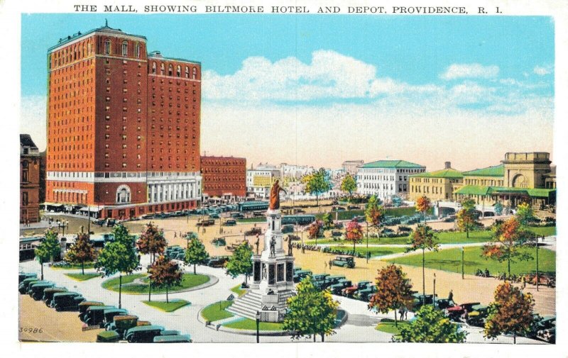 USA Rhode Island Providence The Mall, Showing Biltmore Hotel and Depot 06.54