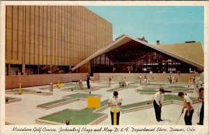 Denver Colorado Miniature Golf Course Zeckendorf Plaza Postcard Z12