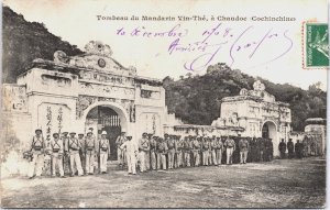 Vietnam Cochinchina Tombeau du Mandarin Vin-Thé Vintage Postcard C078