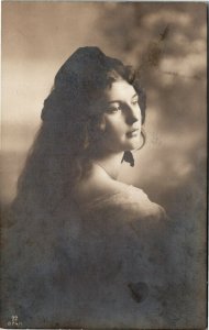 RPPC Real Photo Postcard Canada Quebec Beautiful Long Hair Woman 1911 K13