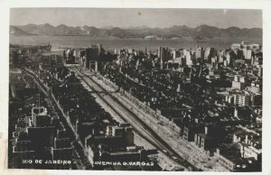 Brazil Rio de Janeiro Avenida G. Vargas Vintage RPPC 04.01 