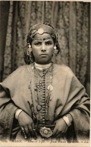 CPA AK MAROC Scenes et Types Jeune Femme Marocaine MAROC (688227)