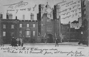 uk3826 entrance gates st james's palace london real photo uk