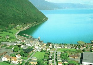 Postcard Norge Vik Sogn Foto Normann Scenic View Green Mountains