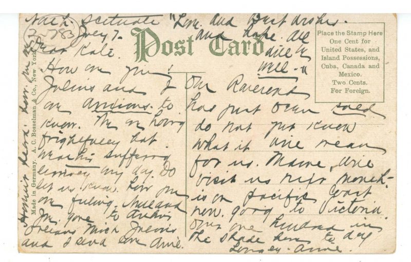 RI - Newport. Cliff Walk Scene, Ochre Point