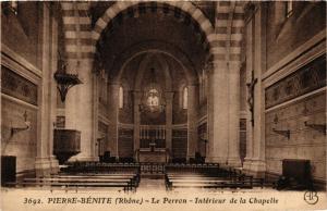 CPA  Pierre-Benite - Le Perron - Interieur de la Chapelle  (692695)