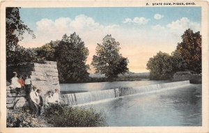 J69/ Piqua Ohio Postcard c1910 State Dam Men River 381