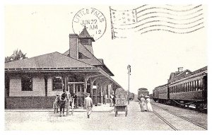 New York Cobleskill , D & H Railroad Station , with Train