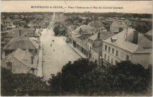 CPA MOURMELON-le-Grand - Place Clemenceau et Rue du General-Gouraud (131991)