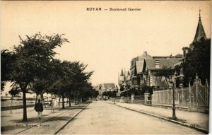 CPA ROYAN - Boulevard Garnier (104450)