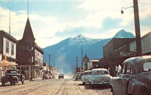 SKAGWAY, AK Alaska  BROADWAY STREET SCENE  Max's Cafe~50's Cars  Chrome Postcard