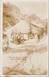 Skiers at Banff National Park Alberta AB Mt Fairview & Mt Lefroy RP Postcard G89