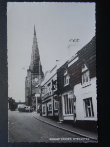 Staffordshire UTTOXETER The Wheatsheaf Inn & St Marys Church c1970's RP Postcard