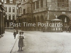 SHREWSBURY Old Market Hall - wonderful street scene Old RP 160515