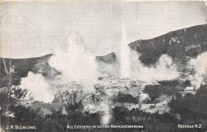 C56/ Foreign Postcard New Zealand Rotorua 1908 Geysers Action Whakarewarena