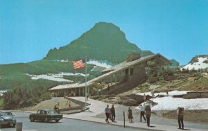 LOGAN PASS VISITOR CENTER Glacier National Park, MT c1950s Vintage Postcard