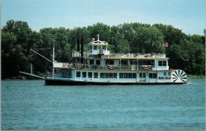 Vtg Hannibal MO Mississippi River Boat Mark Twain Steamboat Unused Postcard