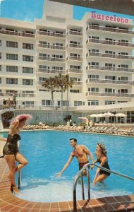 Miami Beach, Florida THE BARCELONA Swimming Pool 1959 Chrome Vintage Postcard