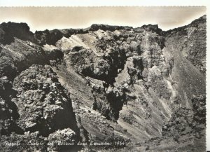 Italy Postcard - Napoli - Vesuvius - Crater After The Eruption of 1944 Ref TZ698