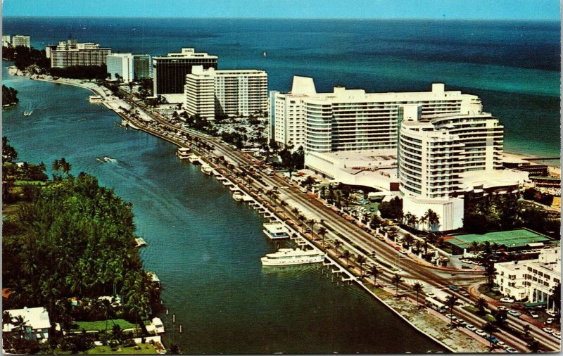 Fontainebleau Eden Roxc Doral Beach Hotels Indian Creek Miami Beach FL Postcard  