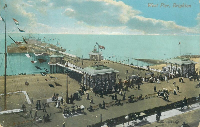 Postcard UK England Brighton, Cornwall West pier