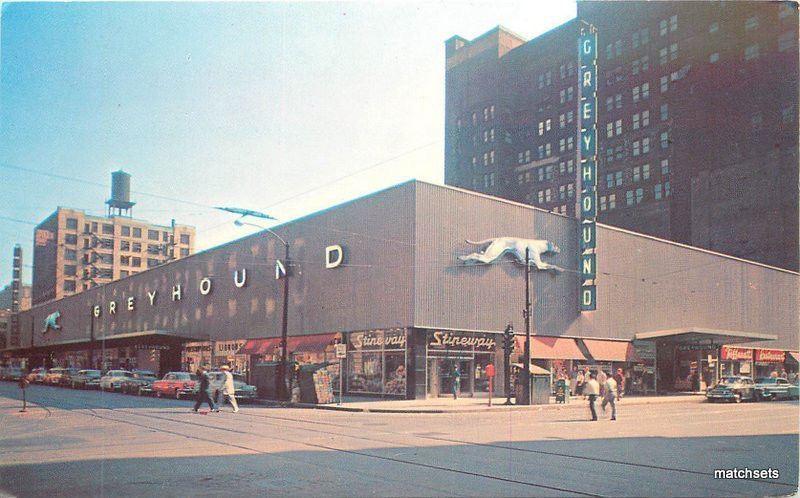 1950s Chicago Illinois Greyhound Bus Terminal Cameo Colorpicture postcard 10093 