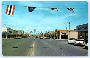 HOBBS, New Mexico NM ~ BROADWAY Street Scene 1950s Cars ~ Lea County Postcard