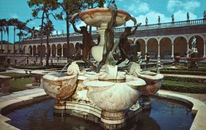 Vintage Postcard Fountain of the Tortoises in Court Museum of Art Sarasota Fla.