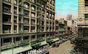 Circa 1915-20s Broadway at Seventh St. Los Angeles, California Postcard P8