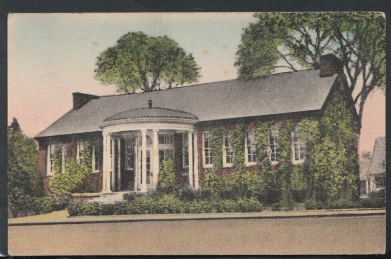 America Postcard - Peterborough Town Library, New Hampshire  RS15445